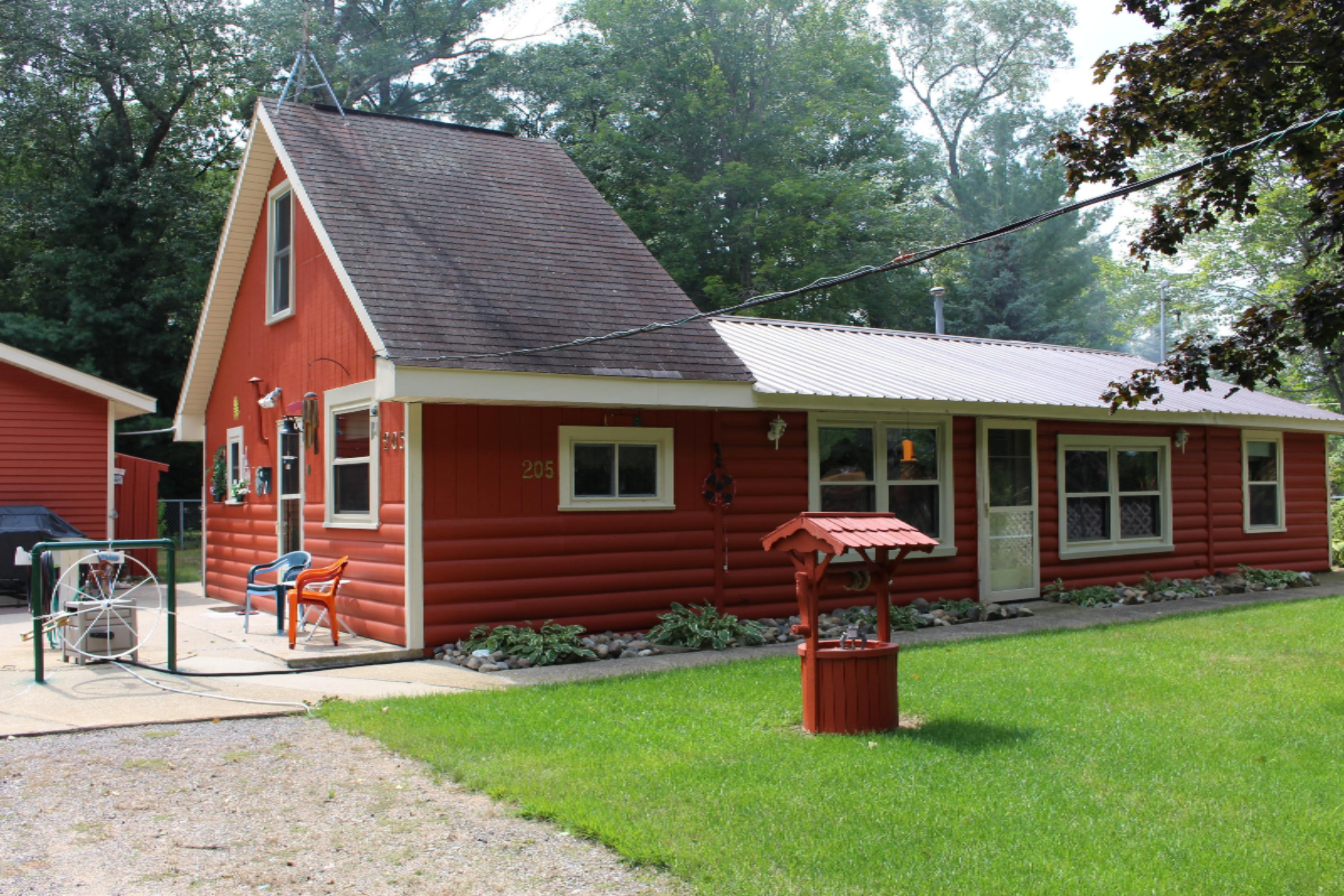205 South Maple Road Branch, MI 49402 - Photo 31 of 38 IMG_1005
