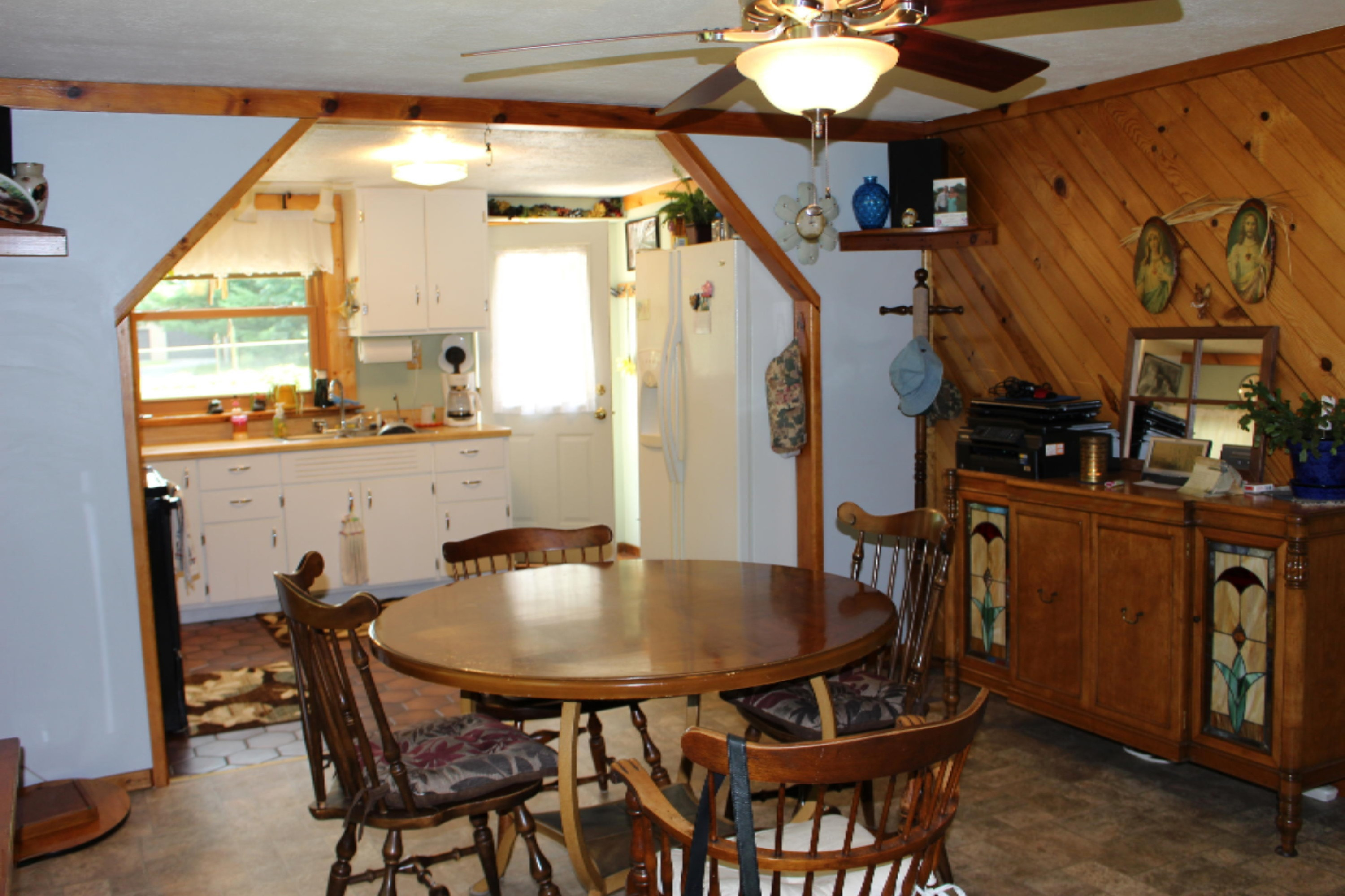 205 South Maple Road Branch, MI 49402 - Photo 5 of 38 IMG_1036