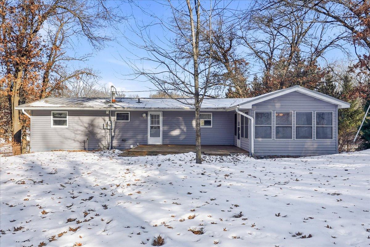 N7691 910th Street River Falls, WI 54022 - Photo 4 of 42