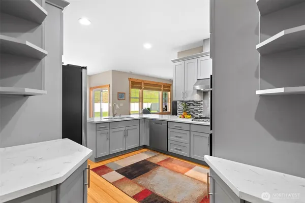 $995,000 | 2042 Maiden Lane, Wenatchee, WA 98801