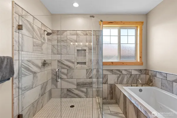 $995,000 | 2042 Maiden Lane, Wenatchee, WA 98801