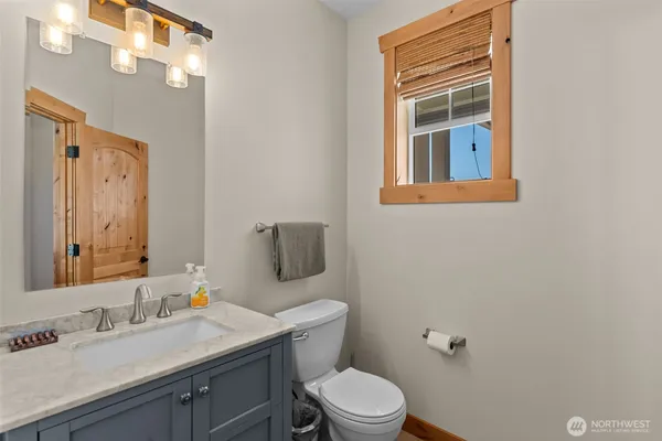 $995,000 | 2042 Maiden Lane, Wenatchee, WA 98801