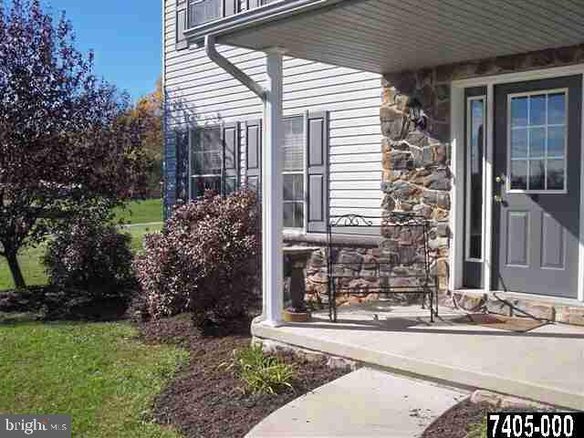 820 East Butter Road York, PA 17406 - Photo 2 of 25 Gallery Image 2