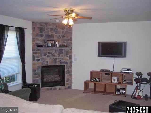 820 East Butter Road York, PA 17406 - Photo 9 of 25 Gallery Image 9