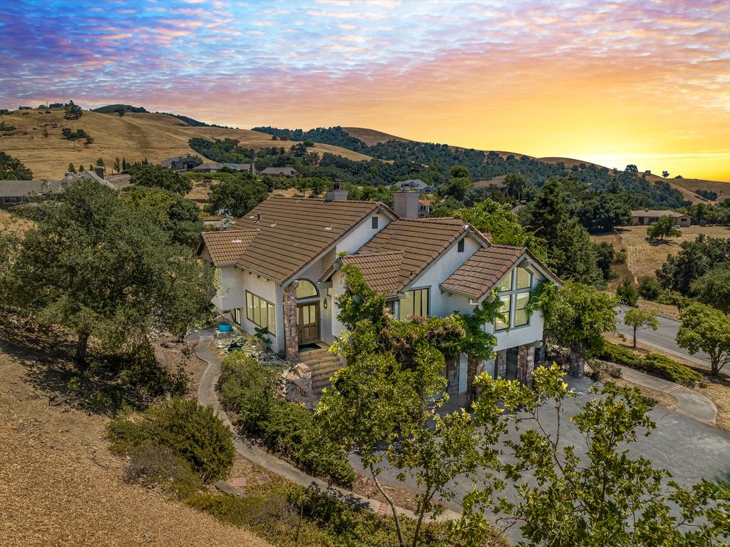 3045 3 Springs Road San Jose, CA 95140 - Photo 1 of 35 Gallery Image 1