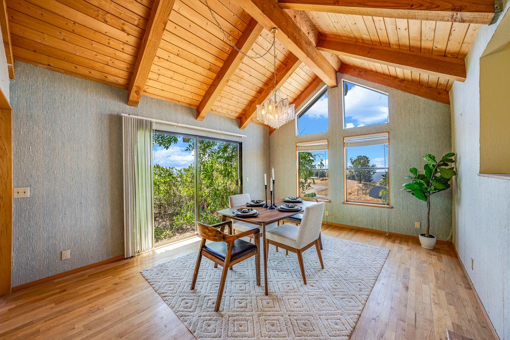 3045 3 Springs Road San Jose, CA 95140 - Photo 2 of 35 Gallery Image 2
