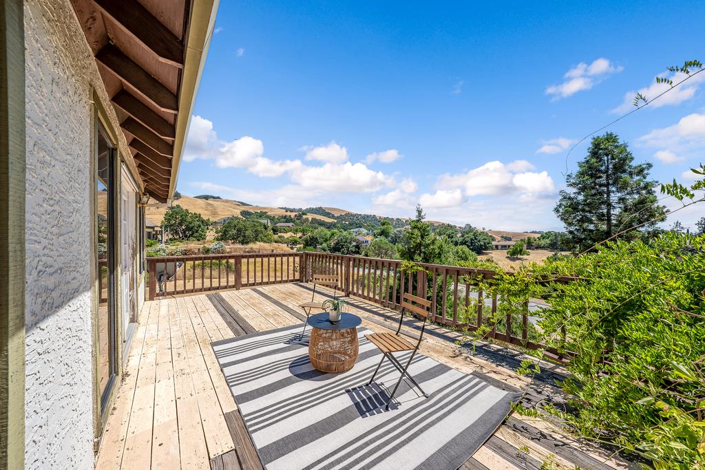 3045 3 Springs Road San Jose, CA 95140 - Photo 8 of 35 Gallery Image 8