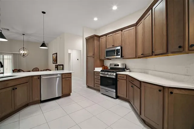 $469,000 | 1645 McLucas Lane, The Villages, FL 34762