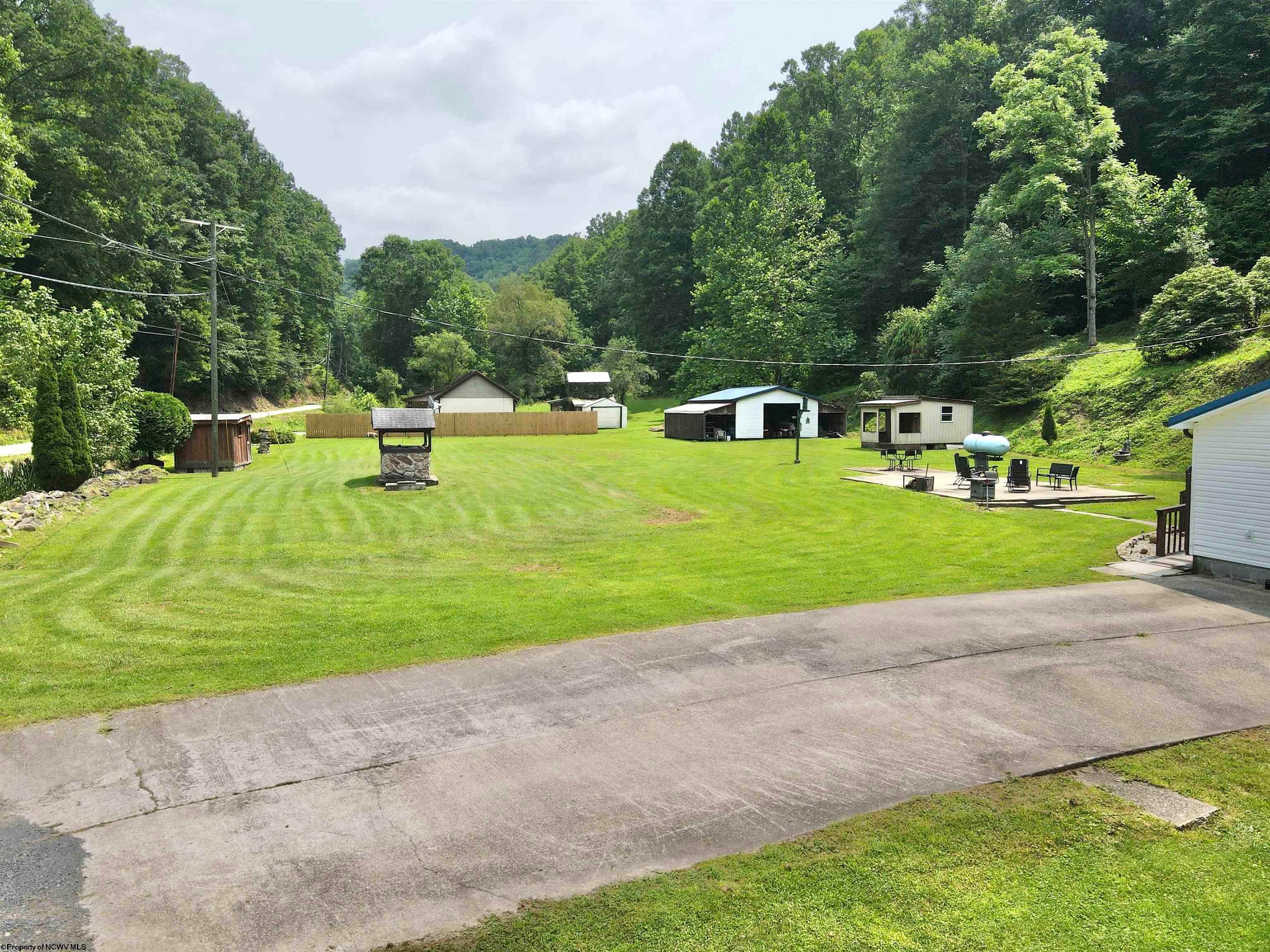 1858 Fola Road Bickmore, WV 25019 - Photo 6 of 37 Gallery Image 6