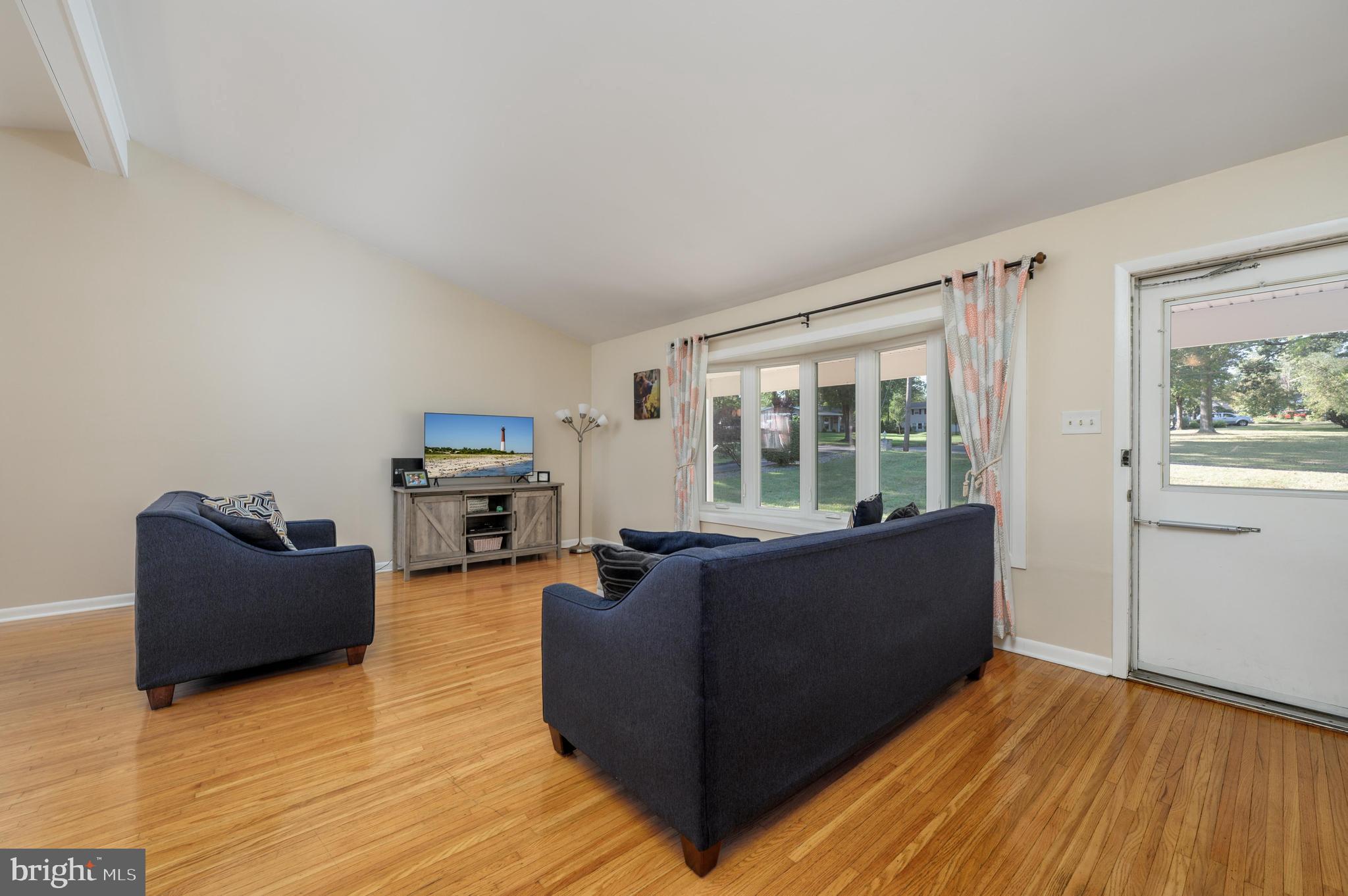 311 Buttonwood Lane Cinnaminson, NJ 08077 - Photo 3 of 29