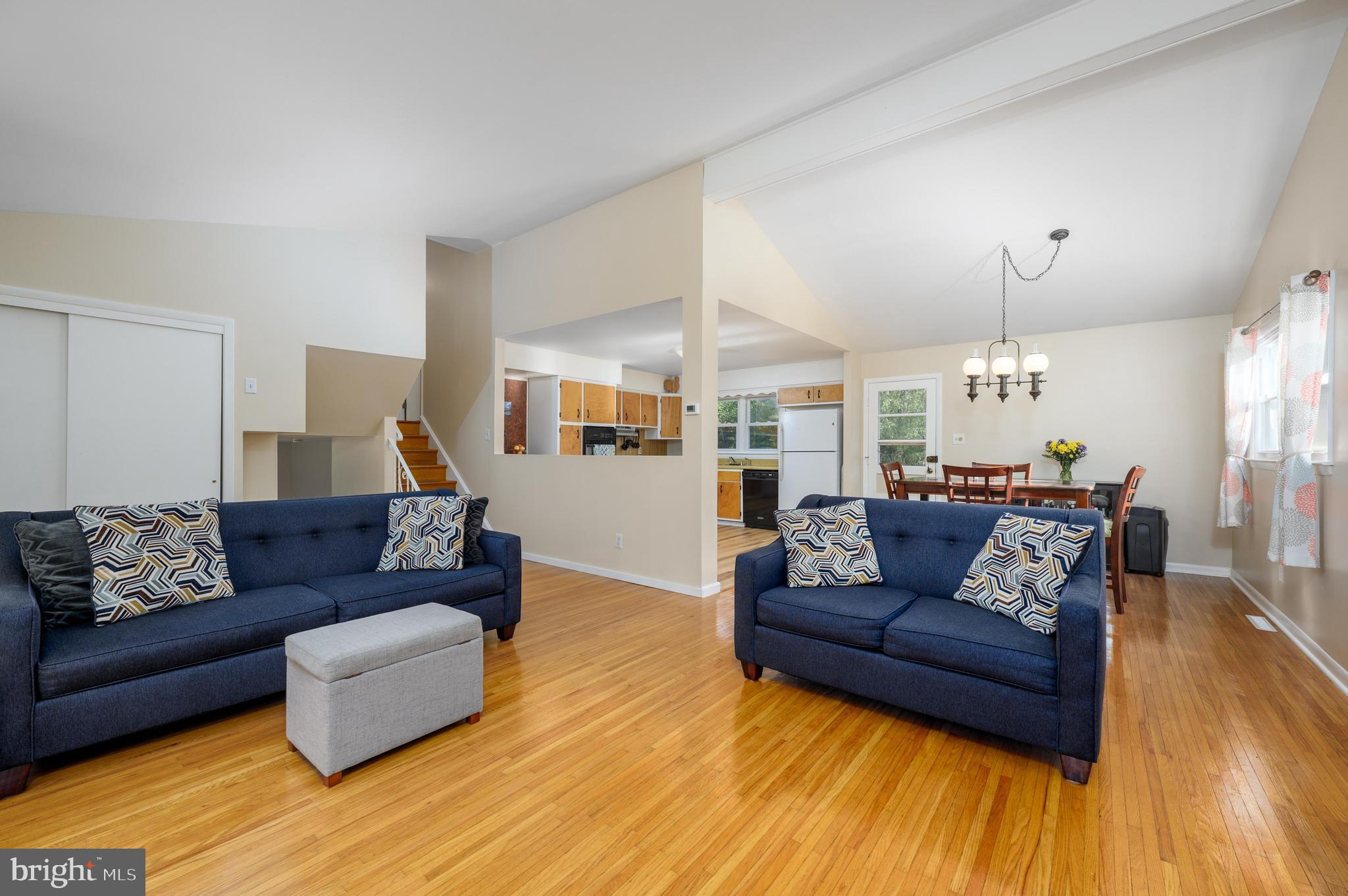 311 Buttonwood Lane Cinnaminson, NJ 08077 - Photo 4 of 29