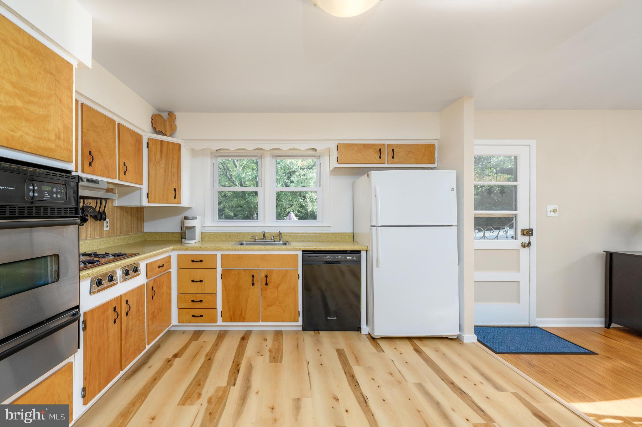 311 Buttonwood Lane Cinnaminson, NJ 08077 - Photo 8 of 29