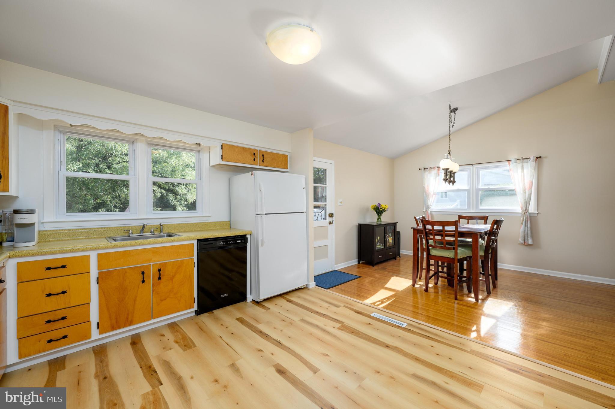 311 Buttonwood Lane Cinnaminson, NJ 08077 - Photo 9 of 29