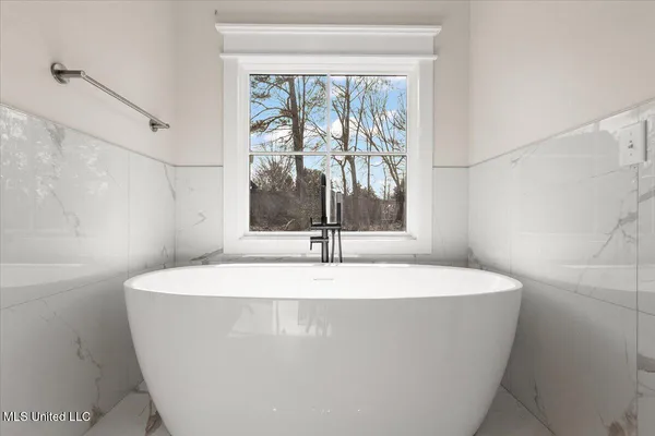 $595,000 | 111 Grand Oak Boulevard, Clinton, MS 39056