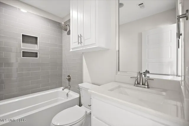 $595,000 | 111 Grand Oak Boulevard, Clinton, MS 39056