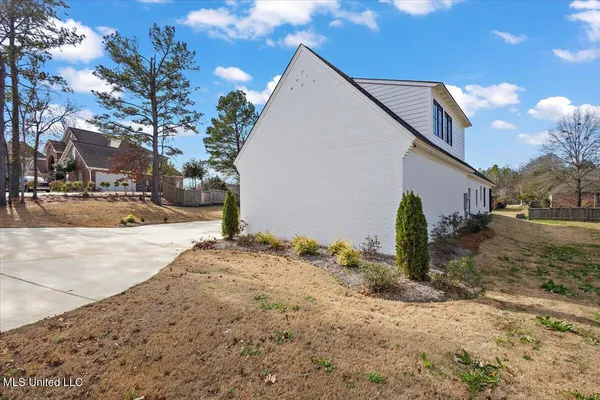 $595,000 | 111 Grand Oak Boulevard, Clinton, MS 39056