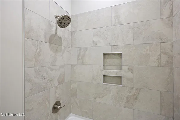 $595,000 | 111 Grand Oak Boulevard, Clinton, MS 39056