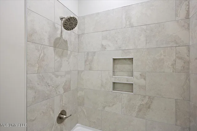 $595,000 | 111 Grand Oak Boulevard, Clinton, MS 39056