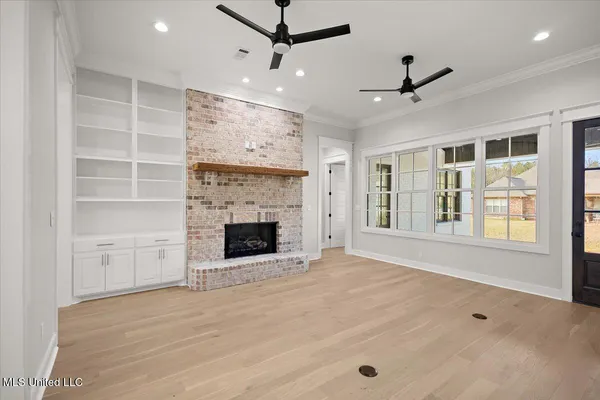 $595,000 | 111 Grand Oak Boulevard, Clinton, MS 39056