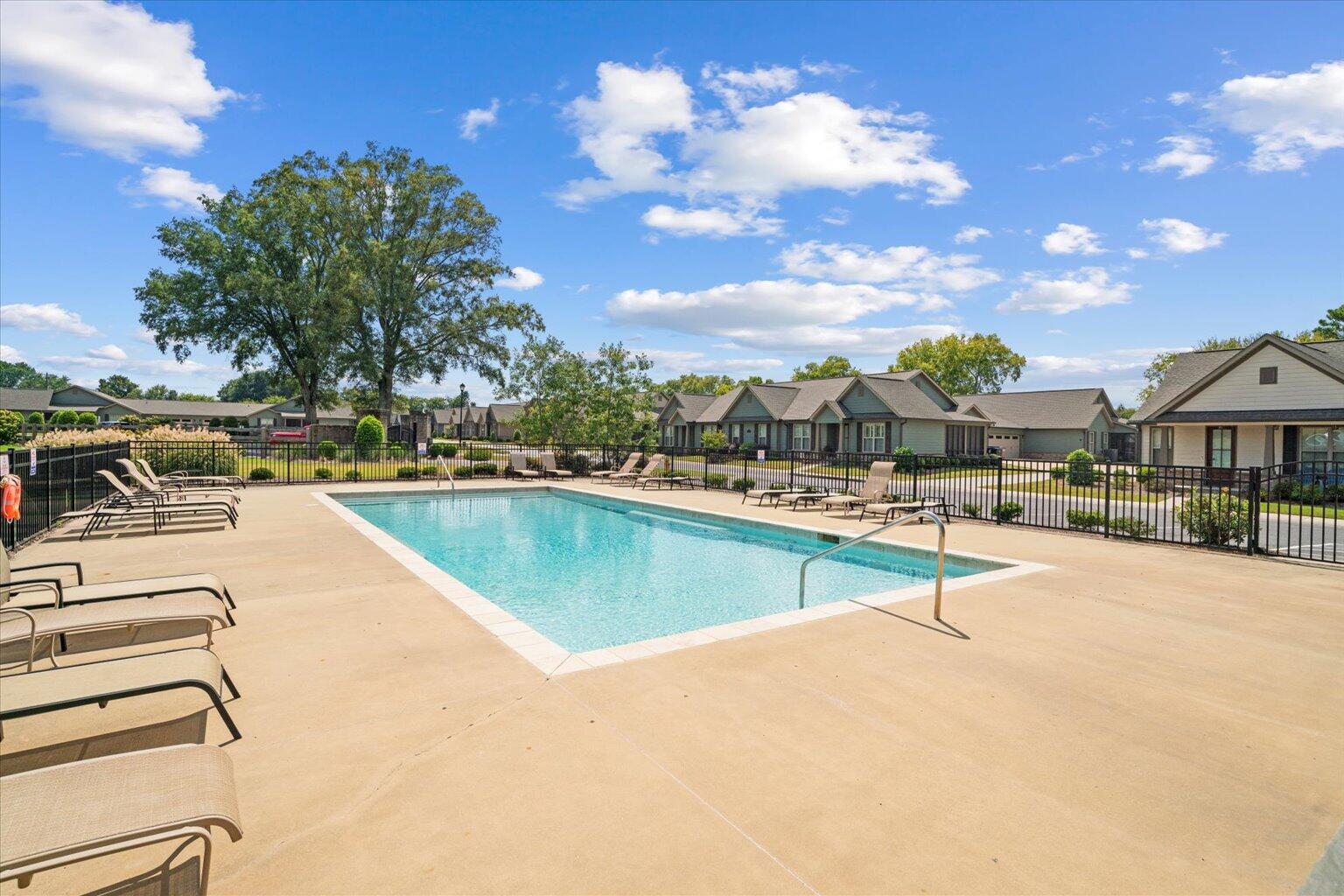 269 Camden Way, Unit 79 Dalton, GA 30721 - Photo 46 of 58 50-50