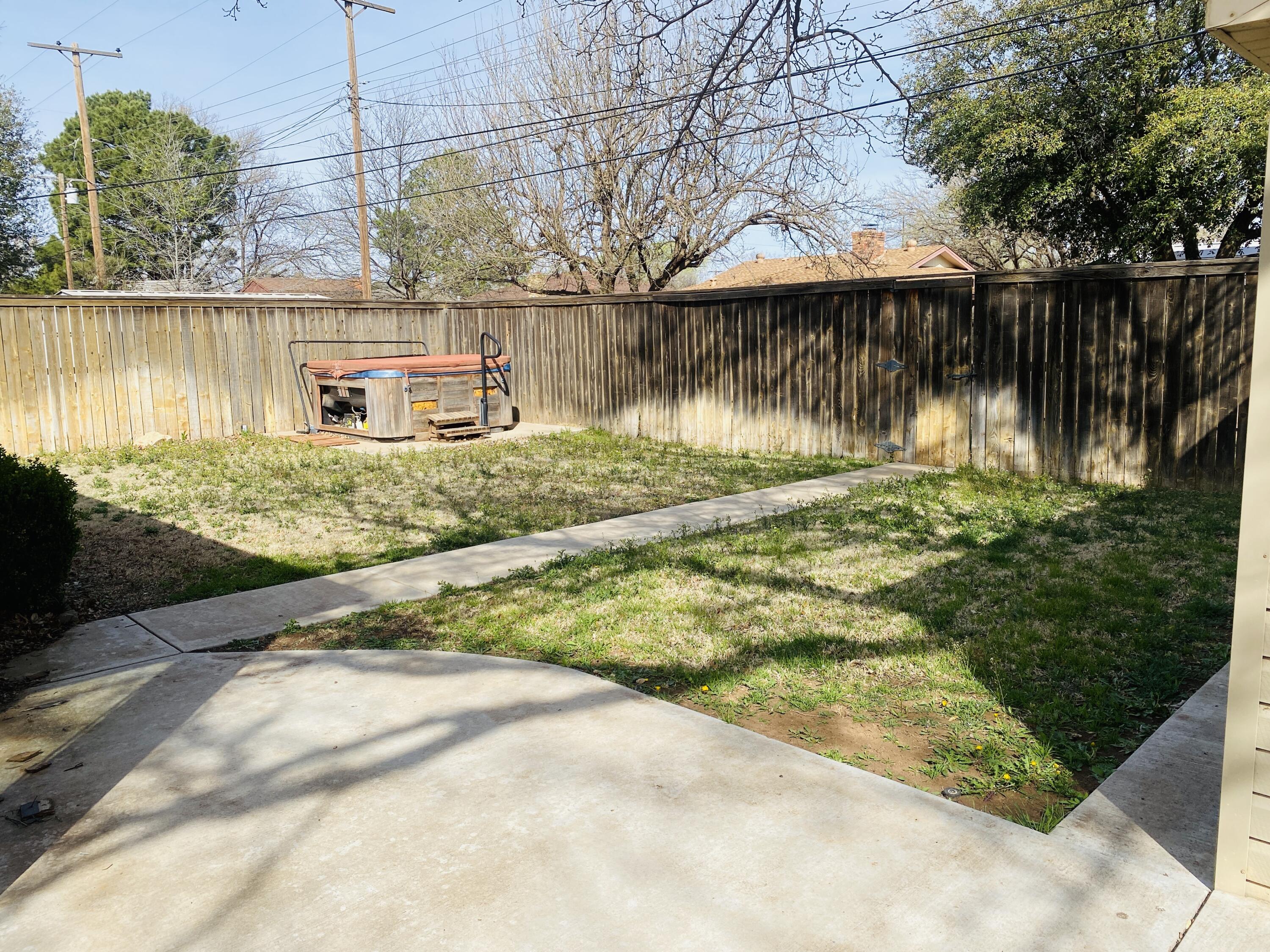 4710 64th Street Lubbock, TX 79414 - Photo 9 of 12 IMG_6454
