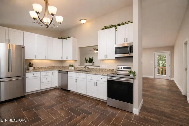 $287,000 | 150 Oak Pl Circle, Madisonville, TN 37354