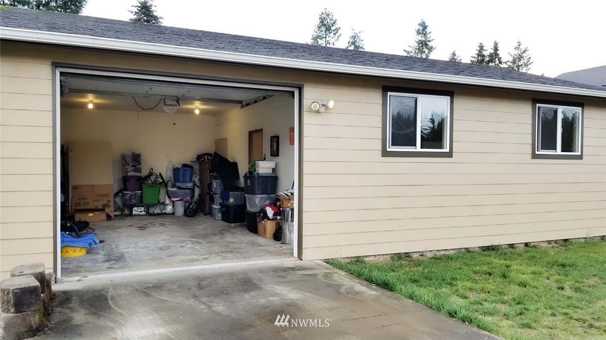 8540 176th Avenue Southwest Rochester, WA 98579 - Photo 19 of 25