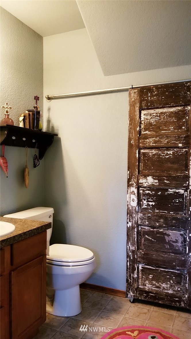 8540 176th Avenue Southwest Rochester, WA 98579 - Photo 9 of 25