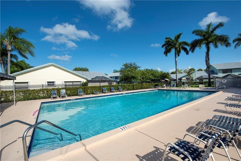 9094 Southwest 21st Court, Unit B Boca Raton, FL 33428 - Photo 11 of 14 Photo 11