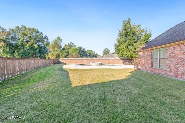 $579,000 | 104 Bridge Creek Cove, Lafayette, LA 70508