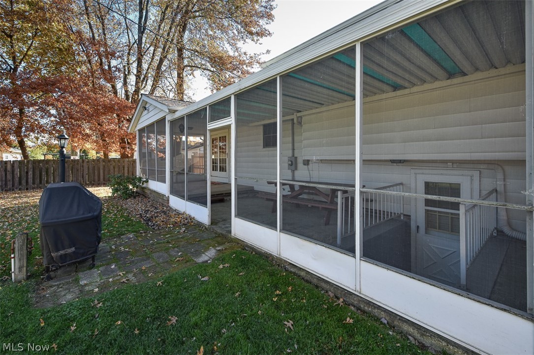 14000 Newton Road Cleveland, OH 44130 - Photo 3 of 35