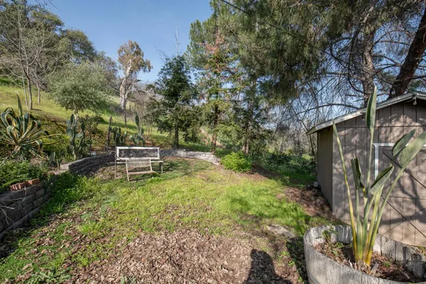 $470,000 | 37129 Pebble Lane, Squaw Valley, CA 93675