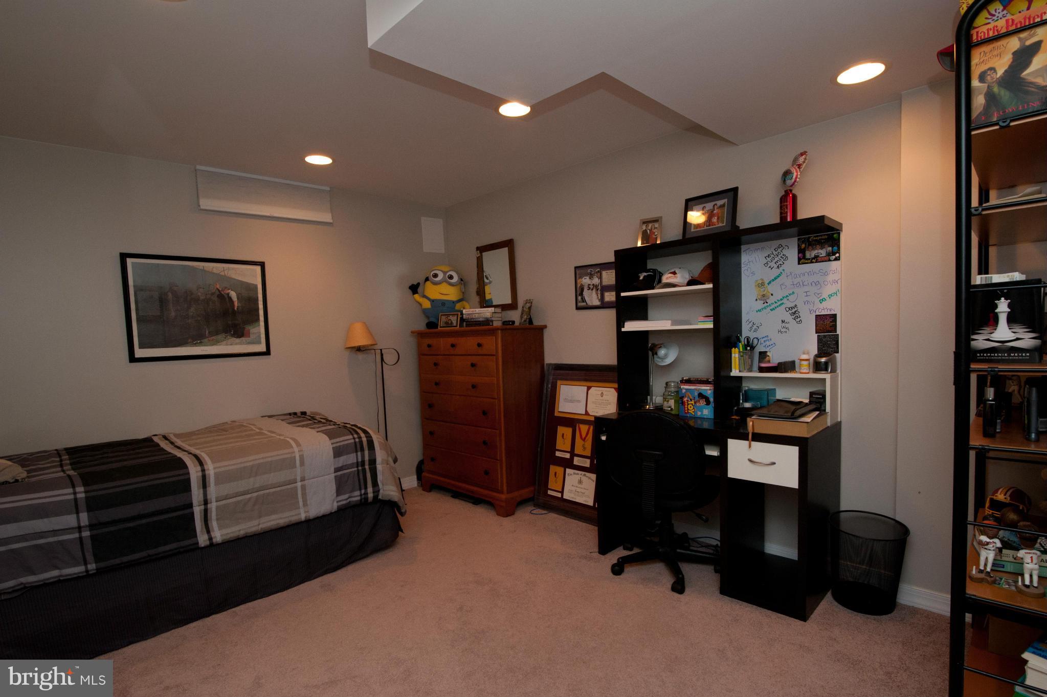 9103 Gardenia Road Baltimore, MD 21236 - Photo 20 of 27 Bedroom