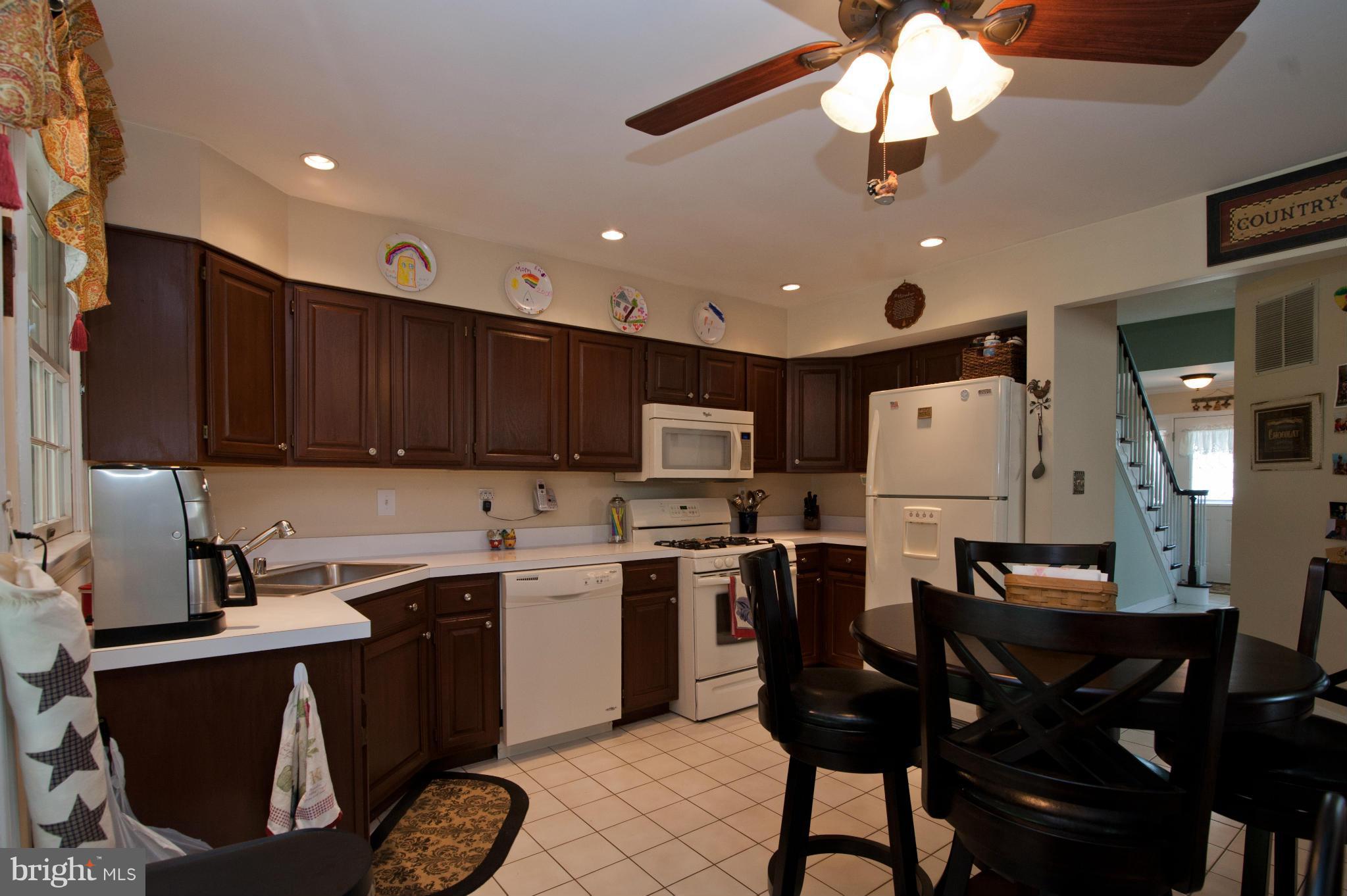 9103 Gardenia Road Baltimore, MD 21236 - Photo 9 of 27 Kitchen