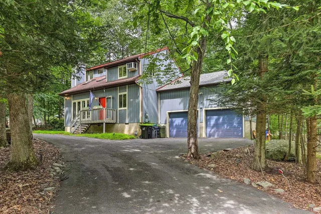 $375,000 | 348 Fernwood Drive, East Stroudsburg, PA 18301