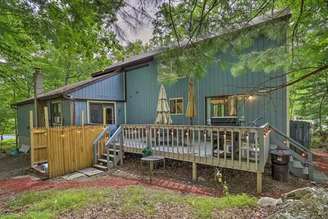 $375,000 | 348 Fernwood Drive, East Stroudsburg, PA 18301