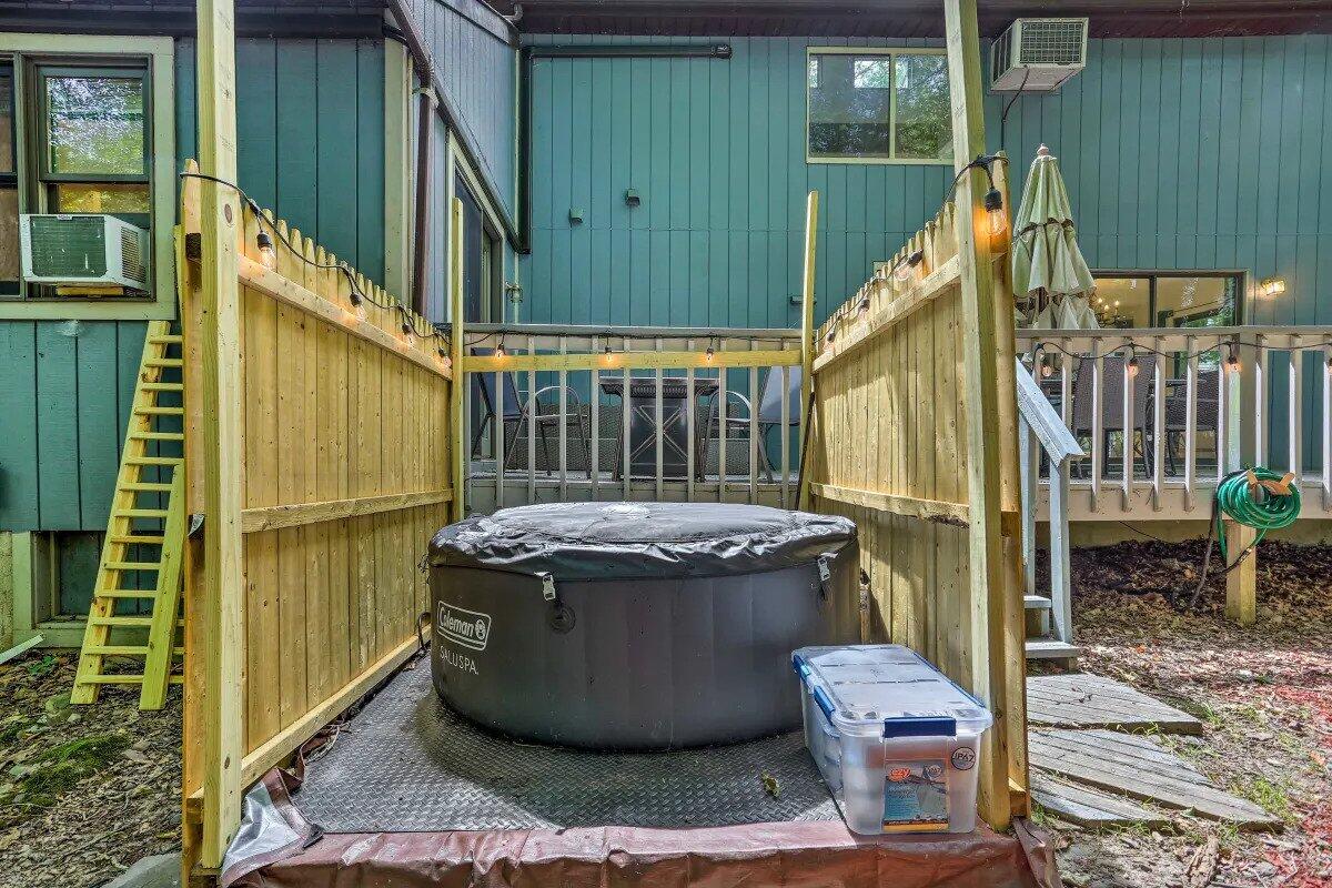 348 Fernwood Drive East Stroudsburg, PA 18301 - Photo 6 of 35 IMG_0733