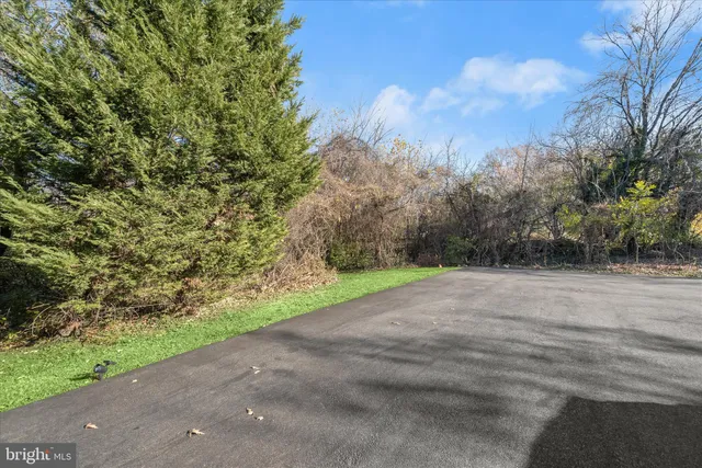 $100,000 | Sulphur Spring, Baltimore, MD 21227