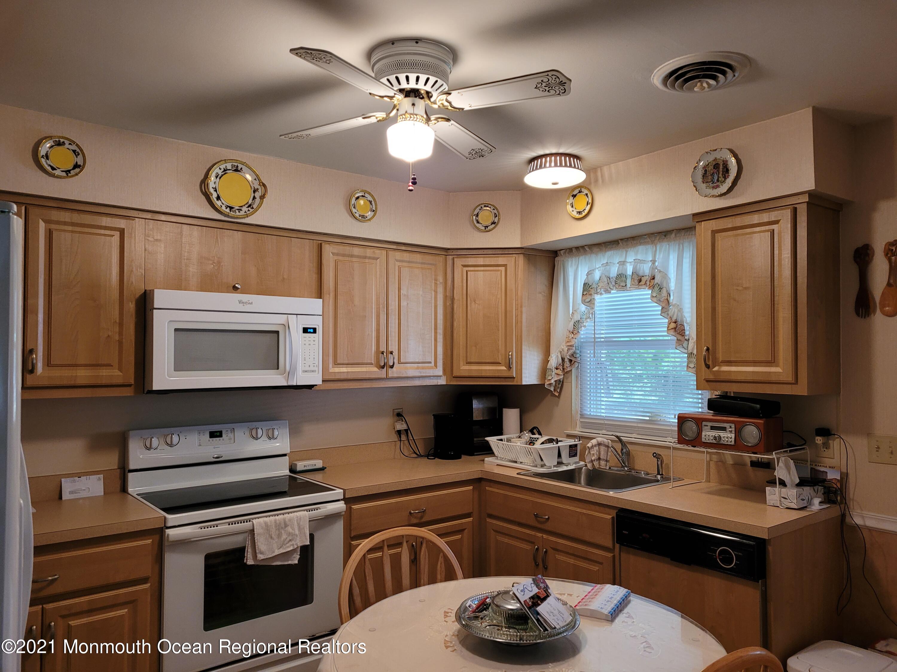 2 Quaker Lane, Unit B Whiting, NJ 08759 - Photo 19 of 27 20210601_134858