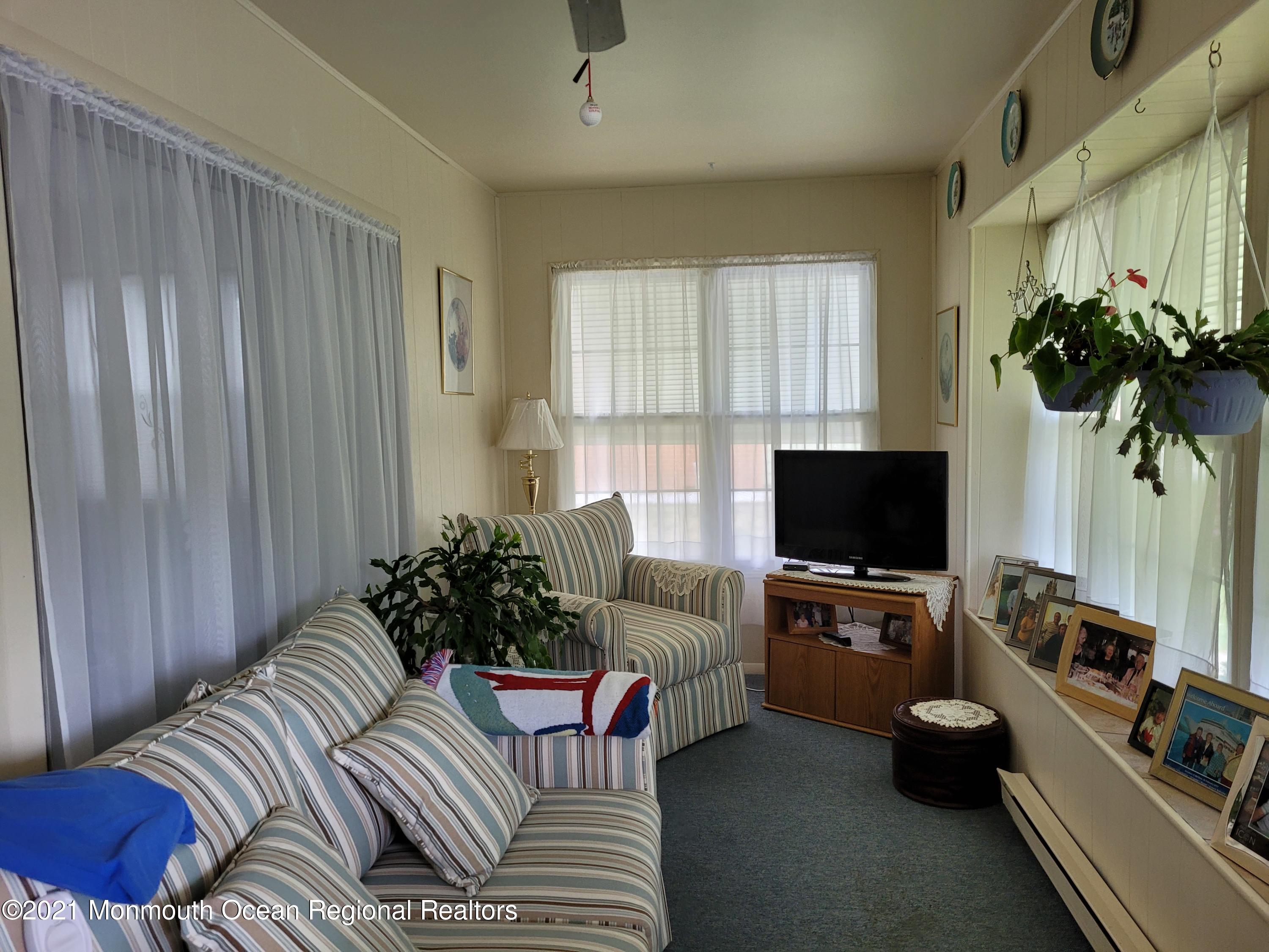 2 Quaker Lane, Unit B Whiting, NJ 08759 - Photo 6 of 27 20210601_135131