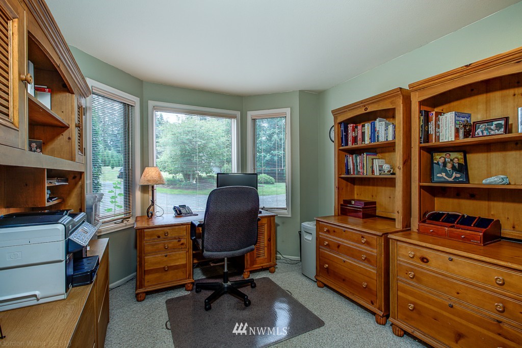 23530 53rd Avenue Southeast Bothell, WA 98021 - Photo 12 of 25