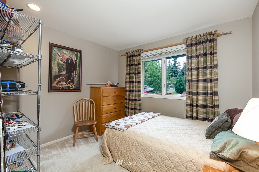 23530 53rd Avenue Southeast Bothell, WA 98021 - Photo 14 of 25