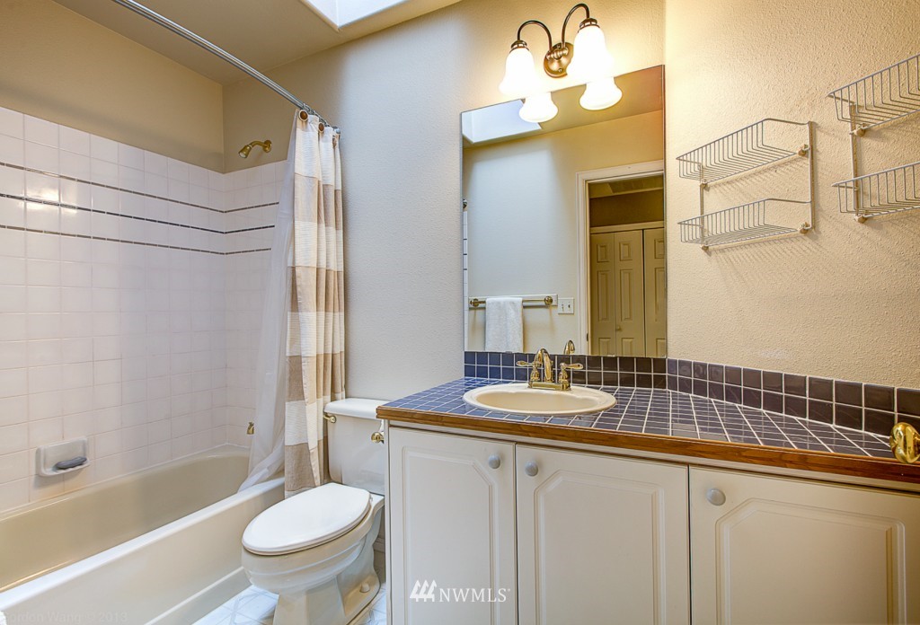 23530 53rd Avenue Southeast Bothell, WA 98021 - Photo 18 of 25
