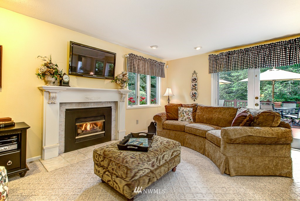23530 53rd Avenue Southeast Bothell, WA 98021 - Photo 6 of 25
