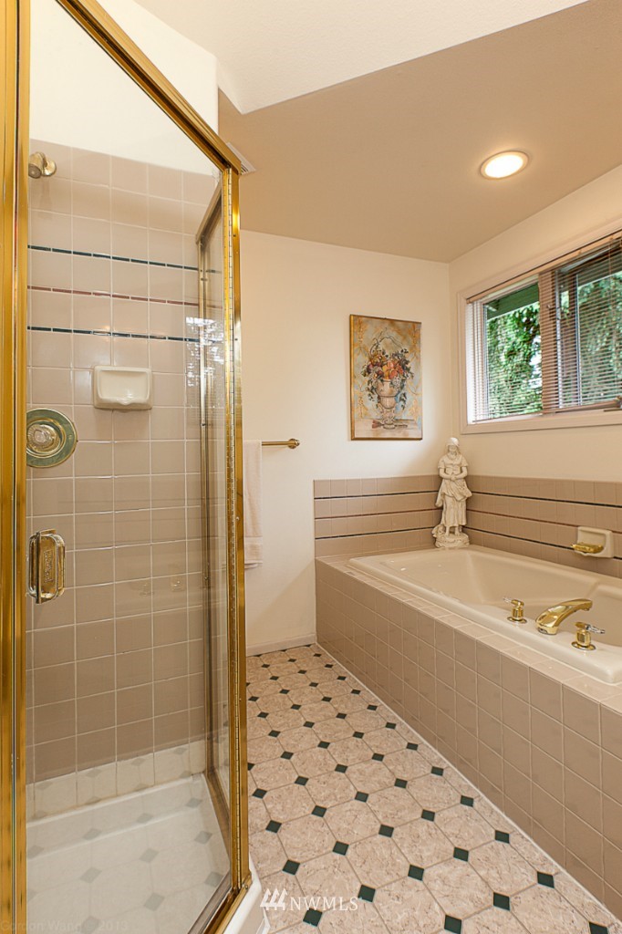 23530 53rd Avenue Southeast Bothell, WA 98021 - Photo 10 of 25