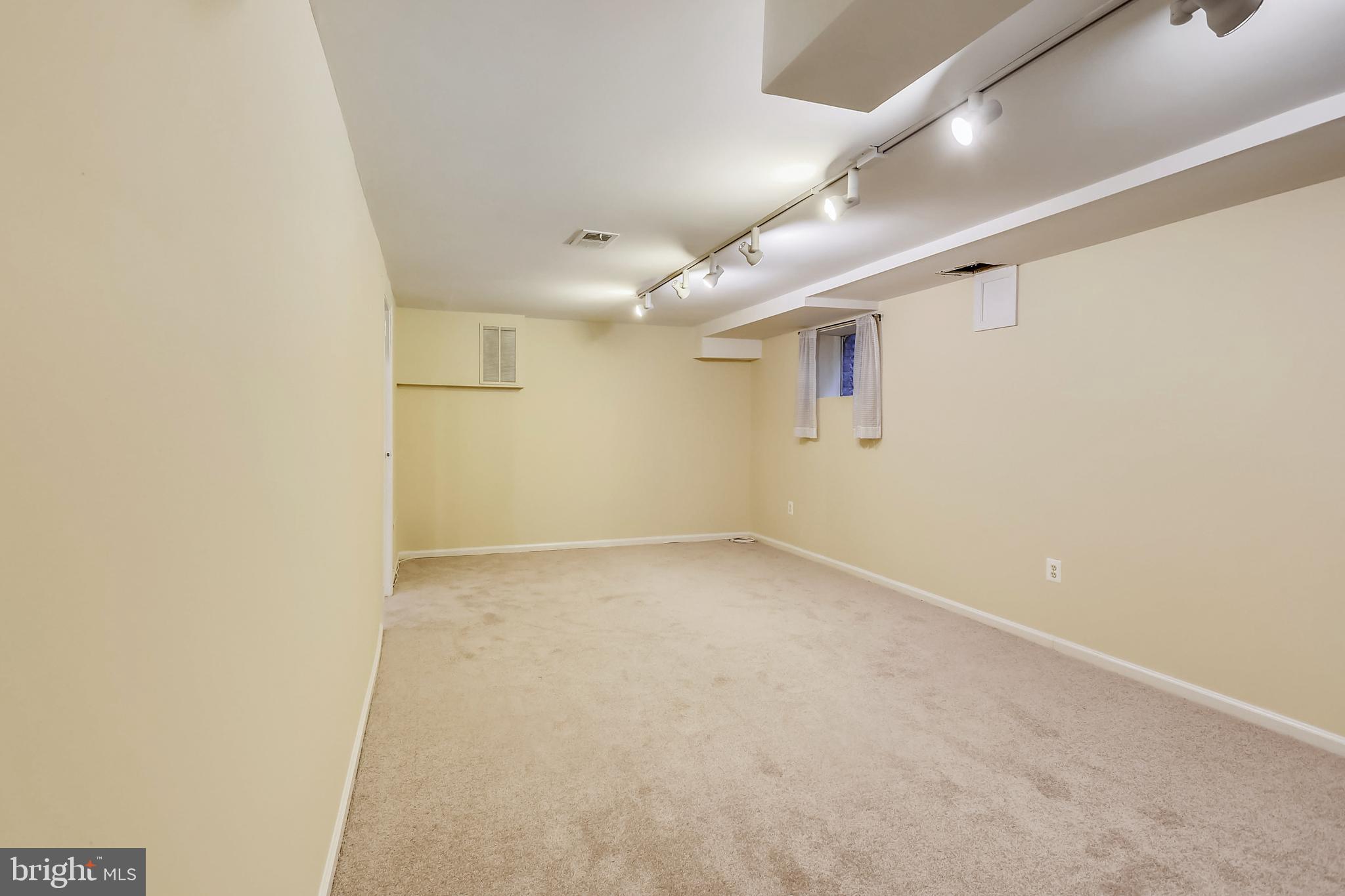 11909 Seven Locks Road Potomac, MD 20854 - Photo 33 of 43 Large Rec room