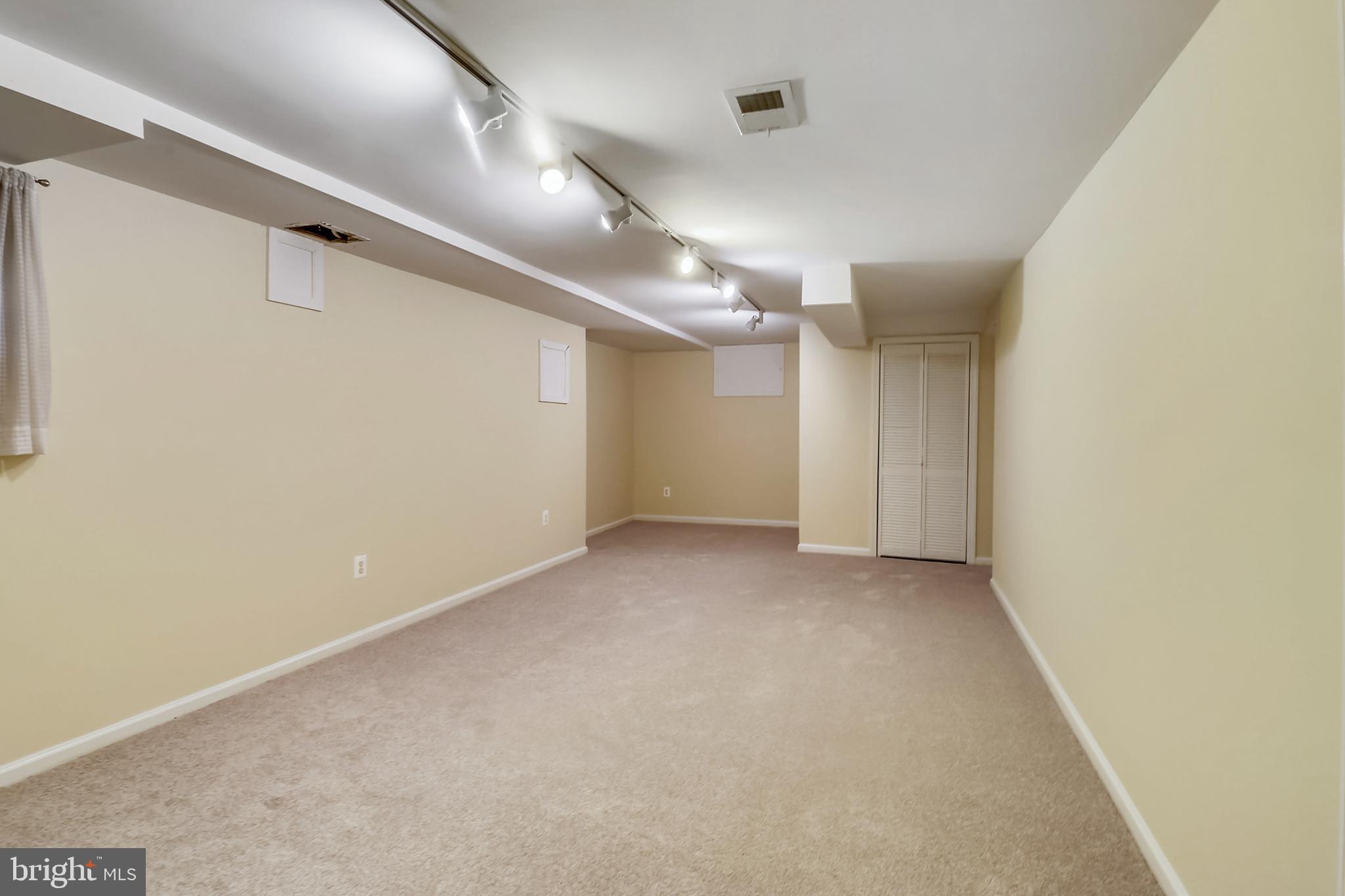 11909 Seven Locks Road Potomac, MD 20854 - Photo 34 of 43 with brand new carpet!