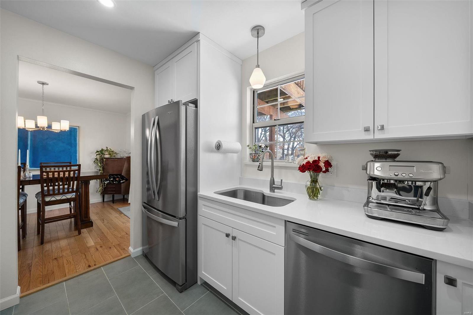 9174 Eager Road St. Louis, MO 63144 - Photo 10 of 32 Gallery Image 10