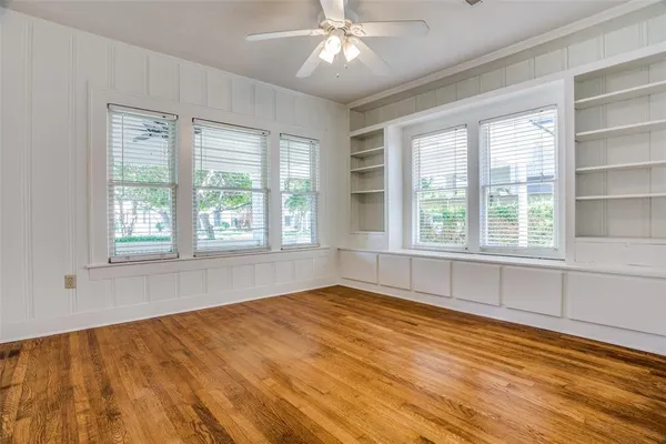 $3,000 | 4011 West 7th Street, Fort Worth, TX 76107