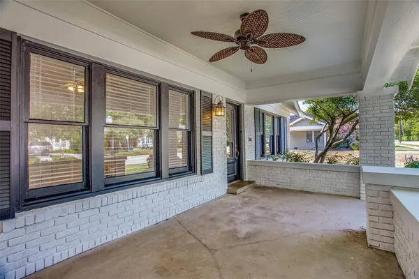 $3,000 | 4011 West 7th Street, Fort Worth, TX 76107